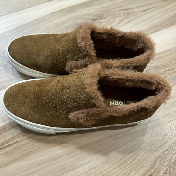 Tretorn Millie Acorn Slip On Shoes Women’s 7 - Picture 1 of 4